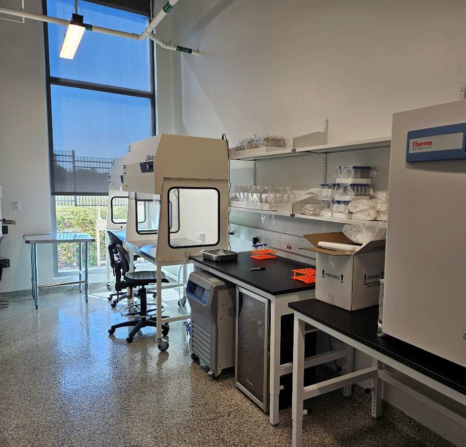 AgeREcode ISO-7 certified clinical laboratory at USF Morsani research park